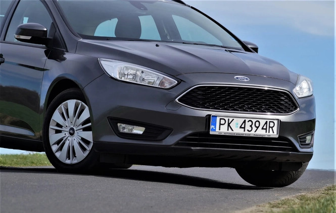 Ford Focus cena 29700 przebieg: 140000, rok produkcji 2015 z Kalisz małe 781